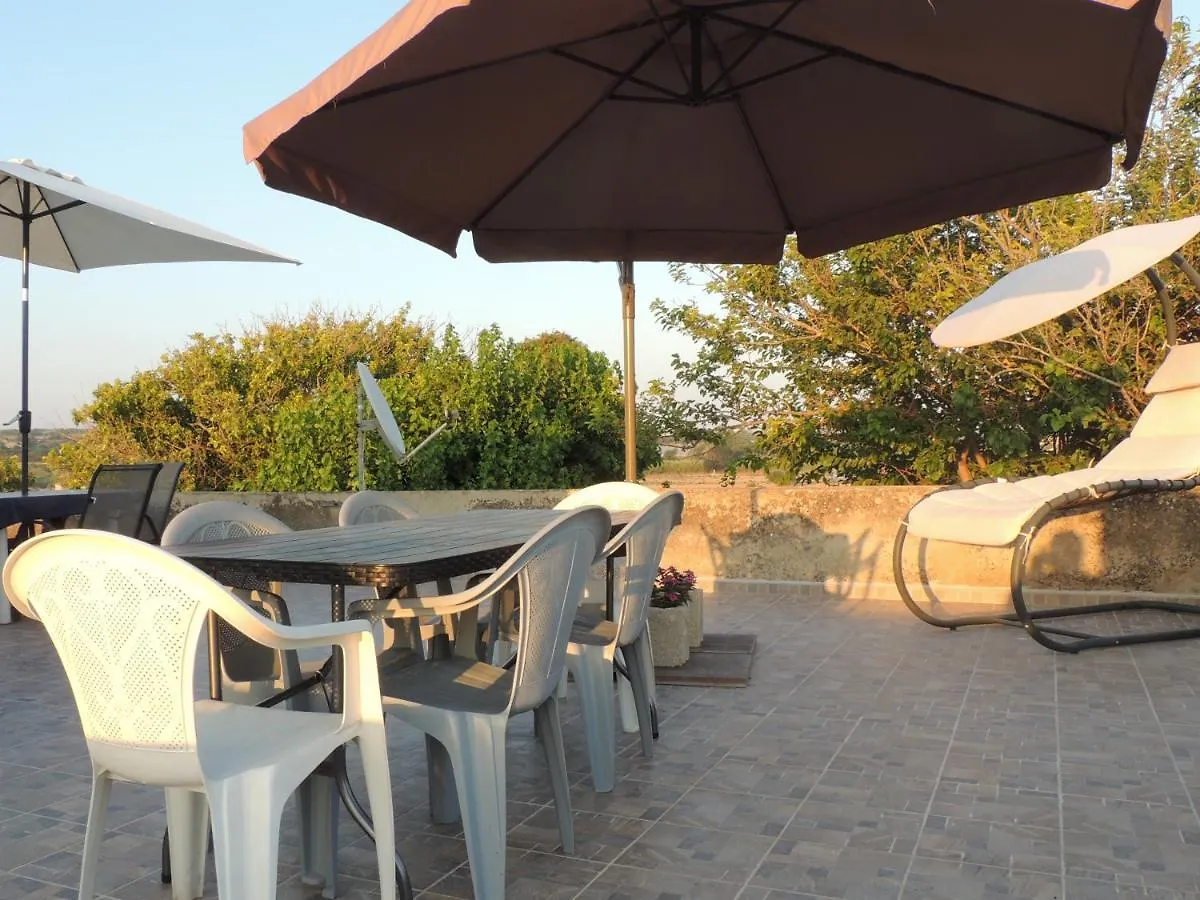 Casa Vacanze Marina di Ragusa Il Gufo e La Civetta apt