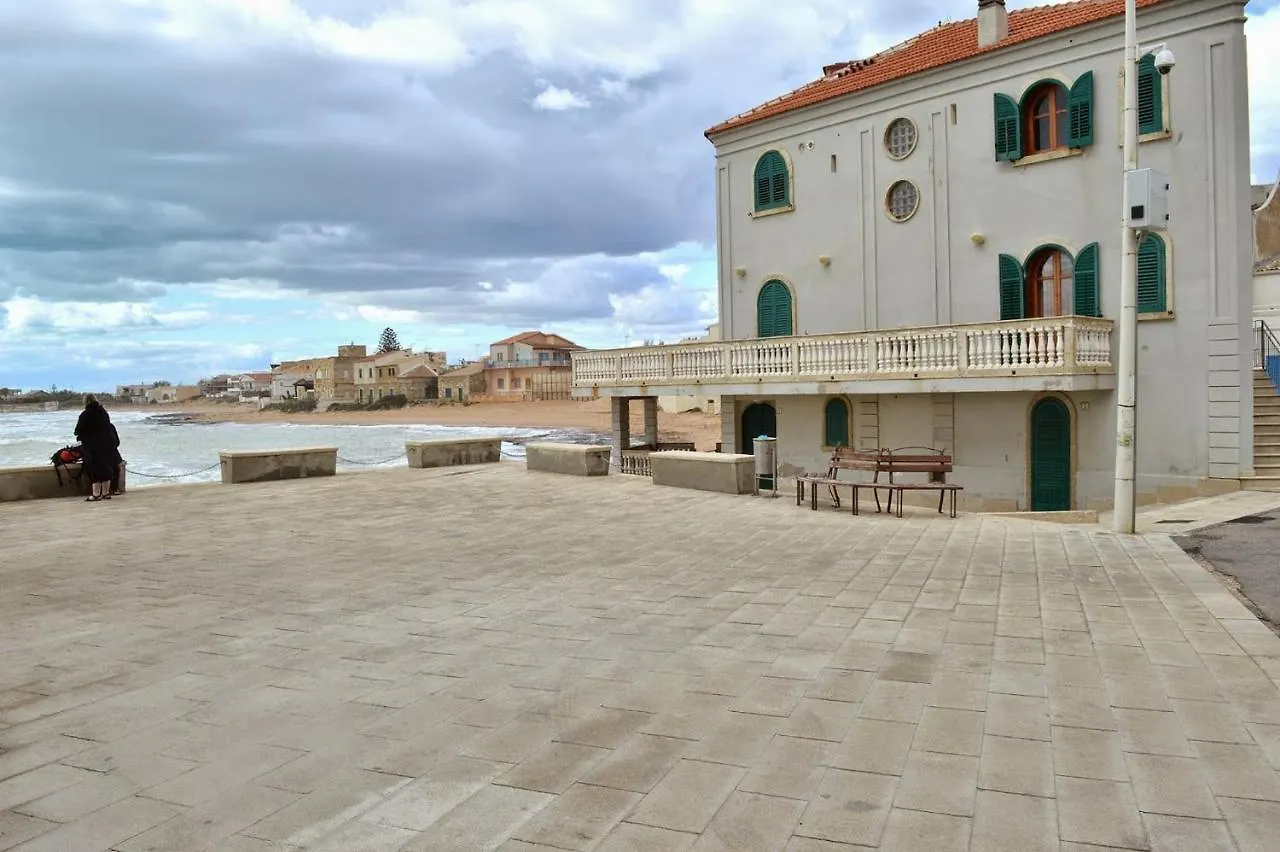 Casa Vacanze Marina di Ragusa Il Gufo e La Civetta apt Italia